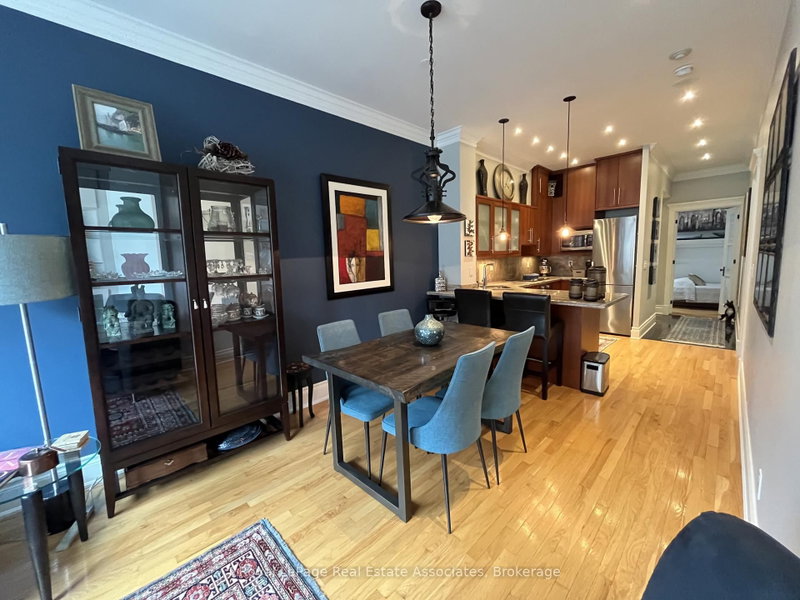 901 - 7 King Street E