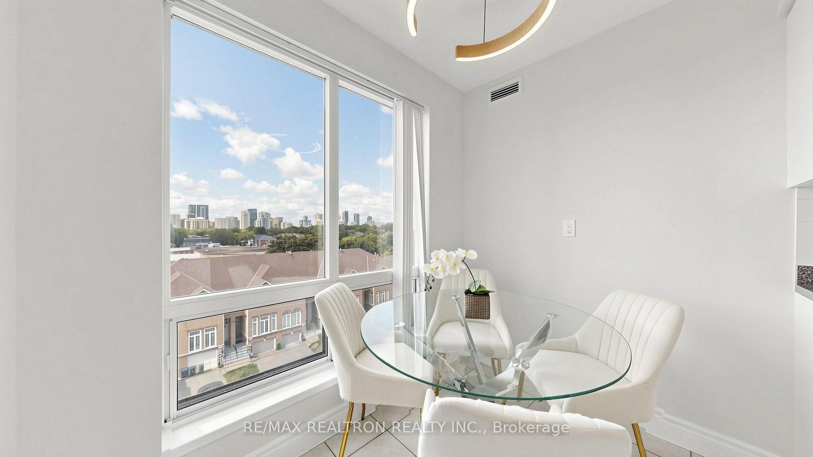 1 Hycrest Avenue • #608 • Toronto, ON photo 13