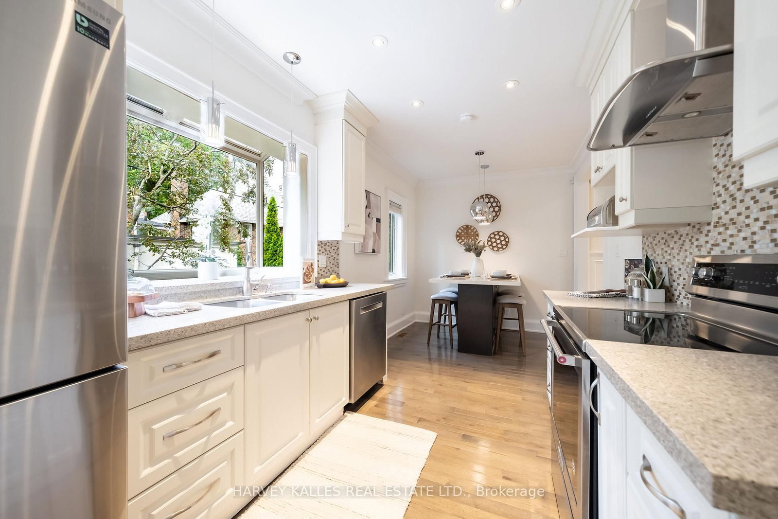 6 Browside Avenue • Toronto, ON photo 19