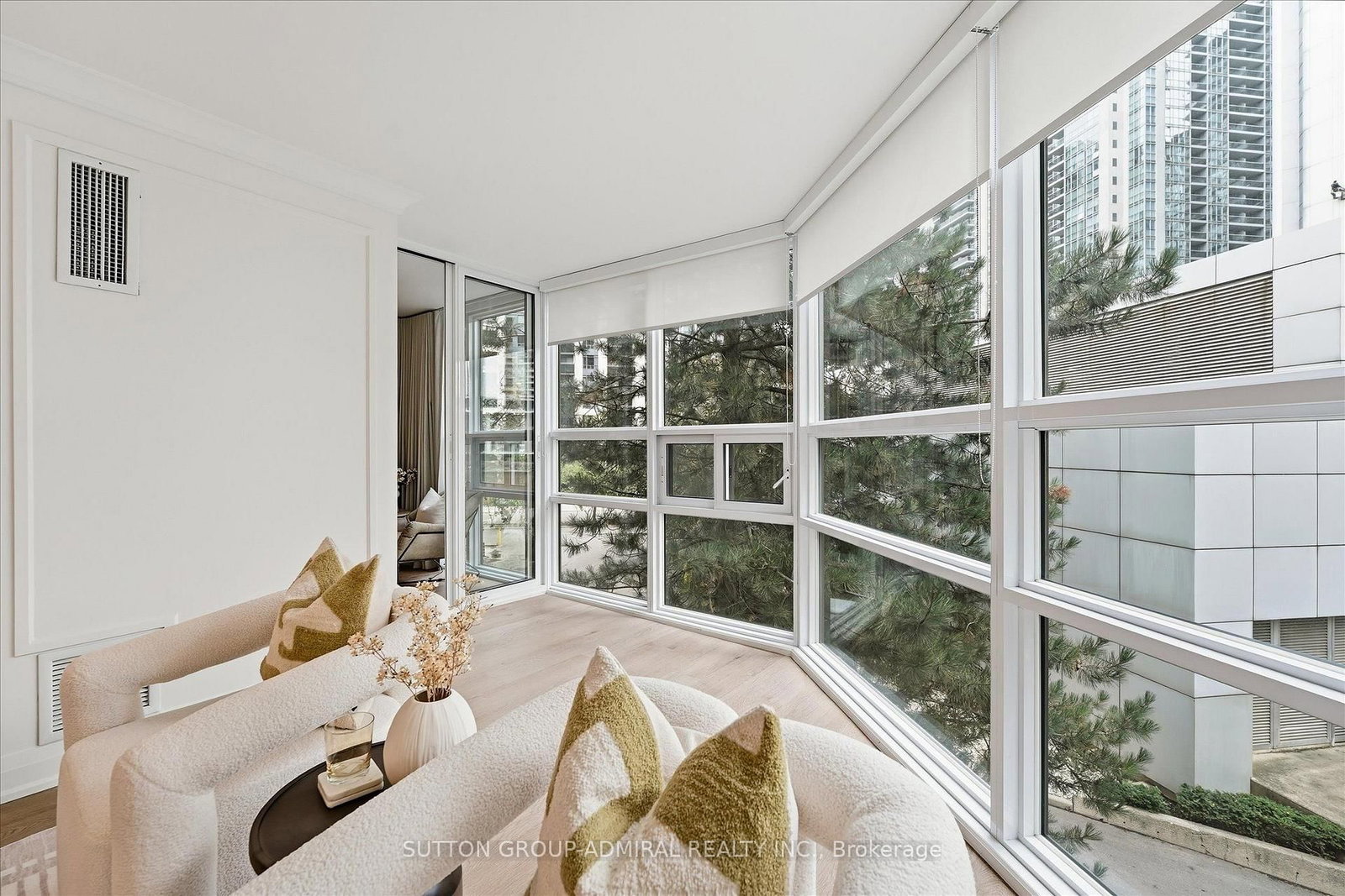 131 Beecroft Road • #306 • Toronto, ON photo 11