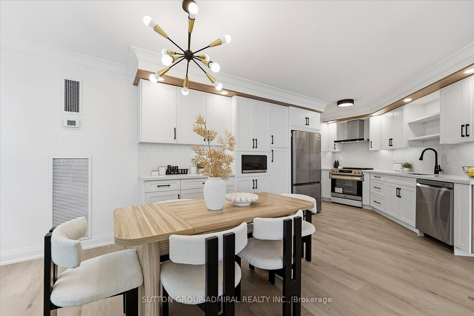 131 Beecroft Road • #306 • Toronto, ON photo 17