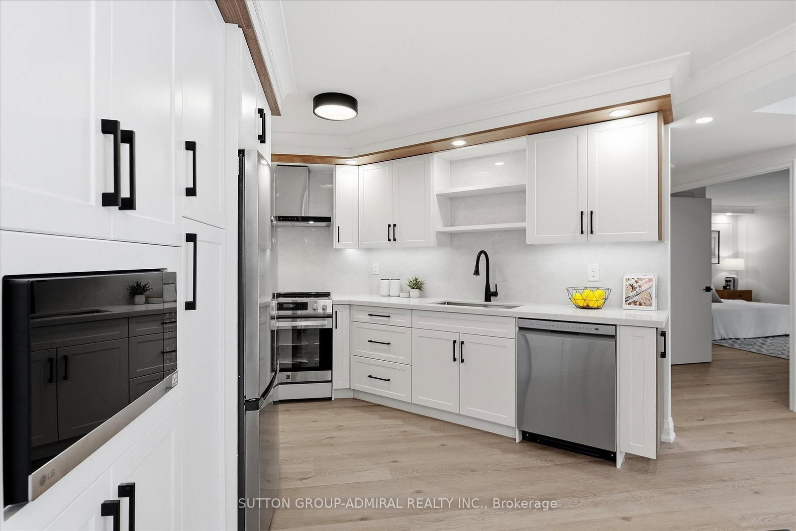 131 Beecroft Road • #306 • Toronto, ON photo 21
