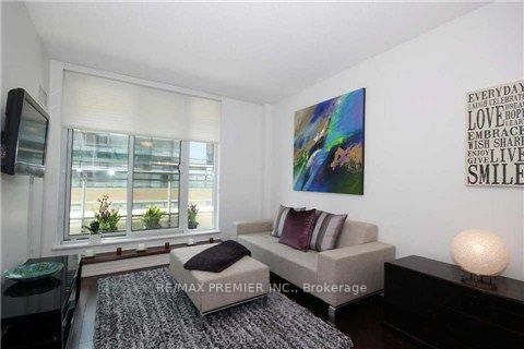 8 Scollard Street S • #605 • Toronto, ON photo 5