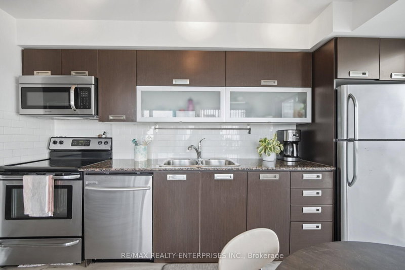 1610 - 100 Western Battery Road