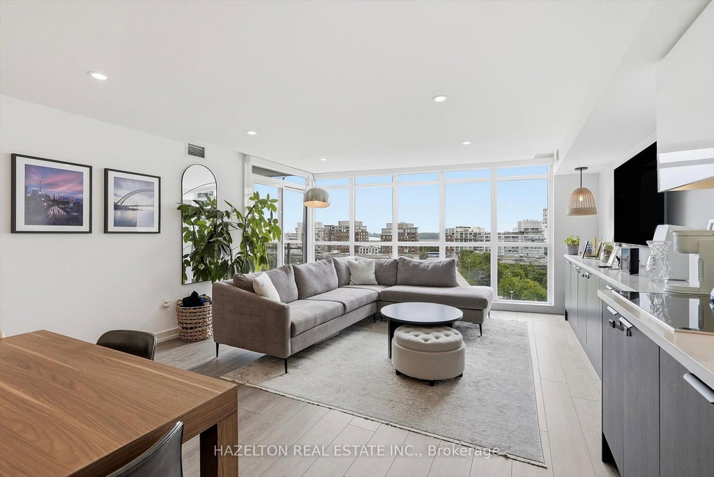 858 - 151 Dan Leckie Way 5