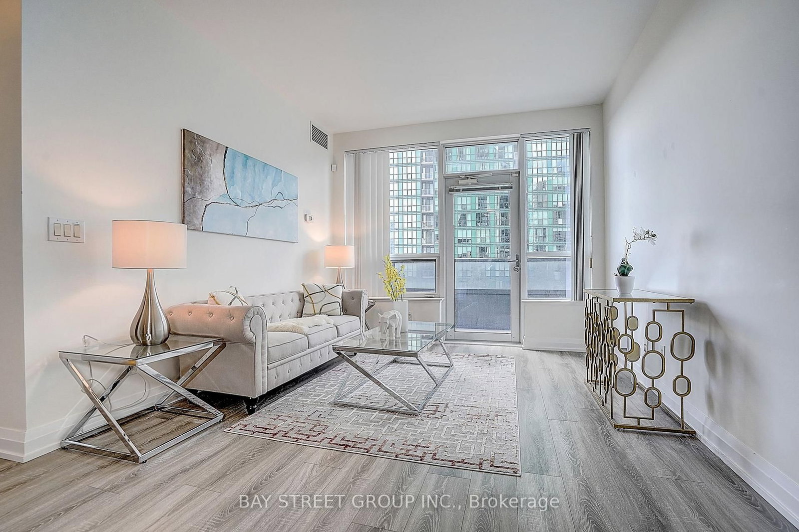 2 Anndale Drive • #811 • Toronto, ON photo 18