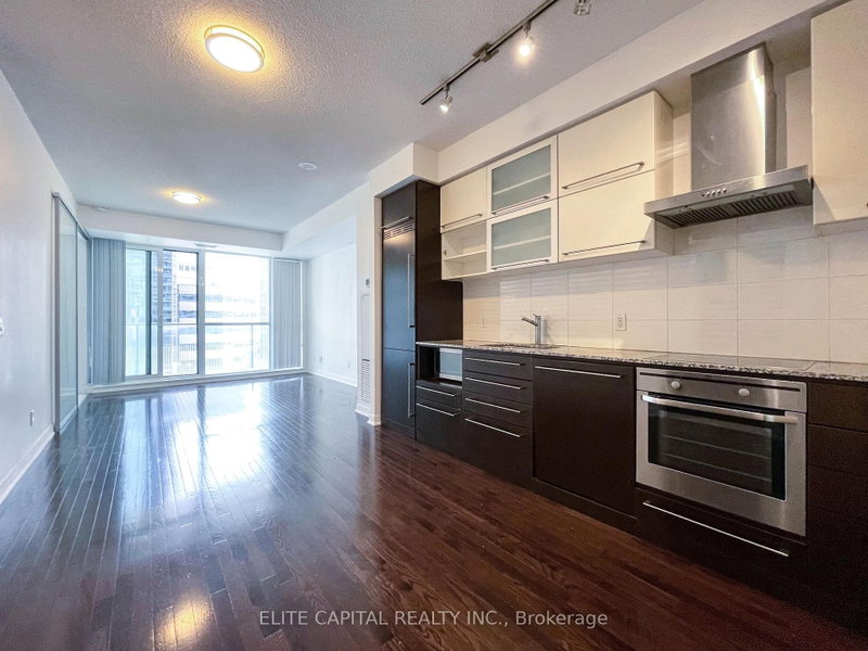 502 - 770 Bay Street