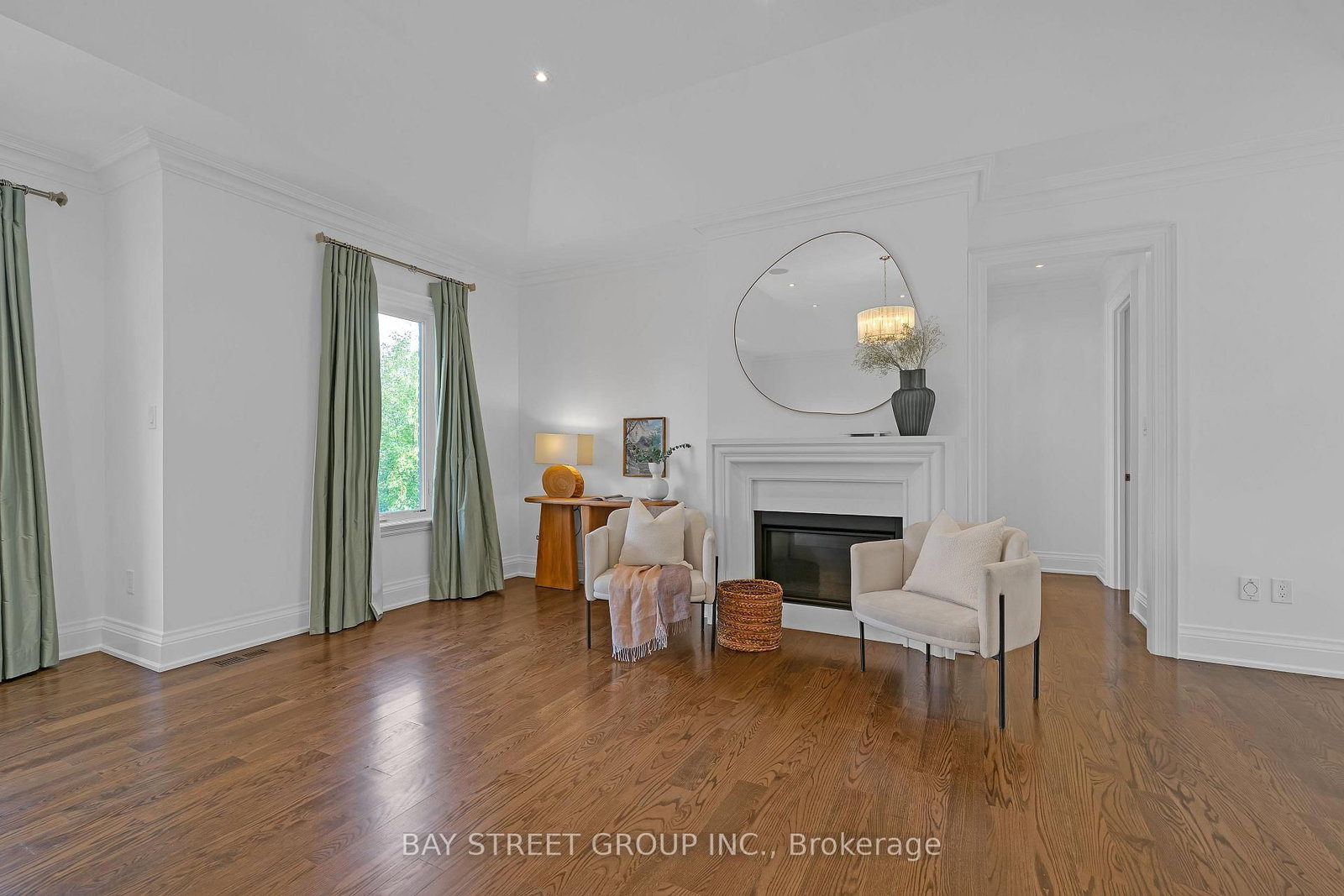 28 Carnwath Crescent • Toronto, ON photo 23