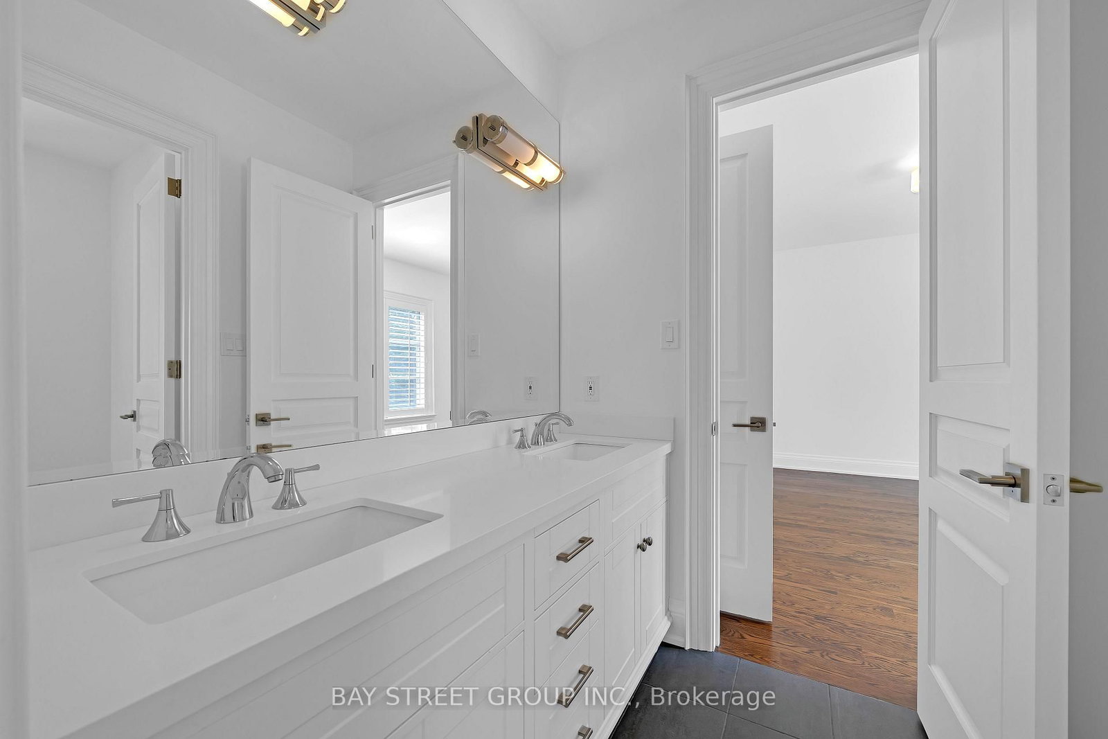 28 Carnwath Crescent • Toronto, ON photo 35