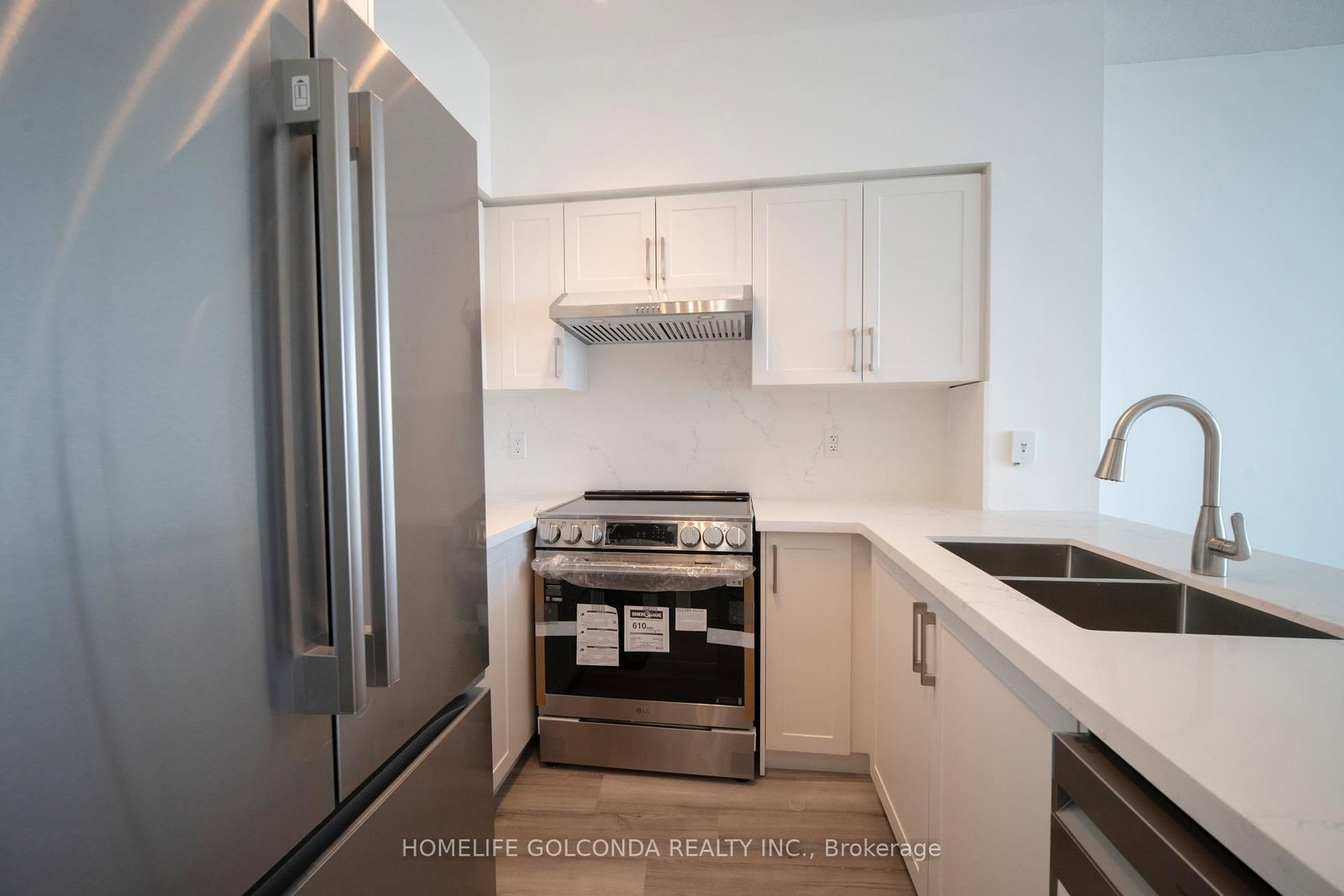509 Beecroft Road • #1106 • Toronto, ON photo 5