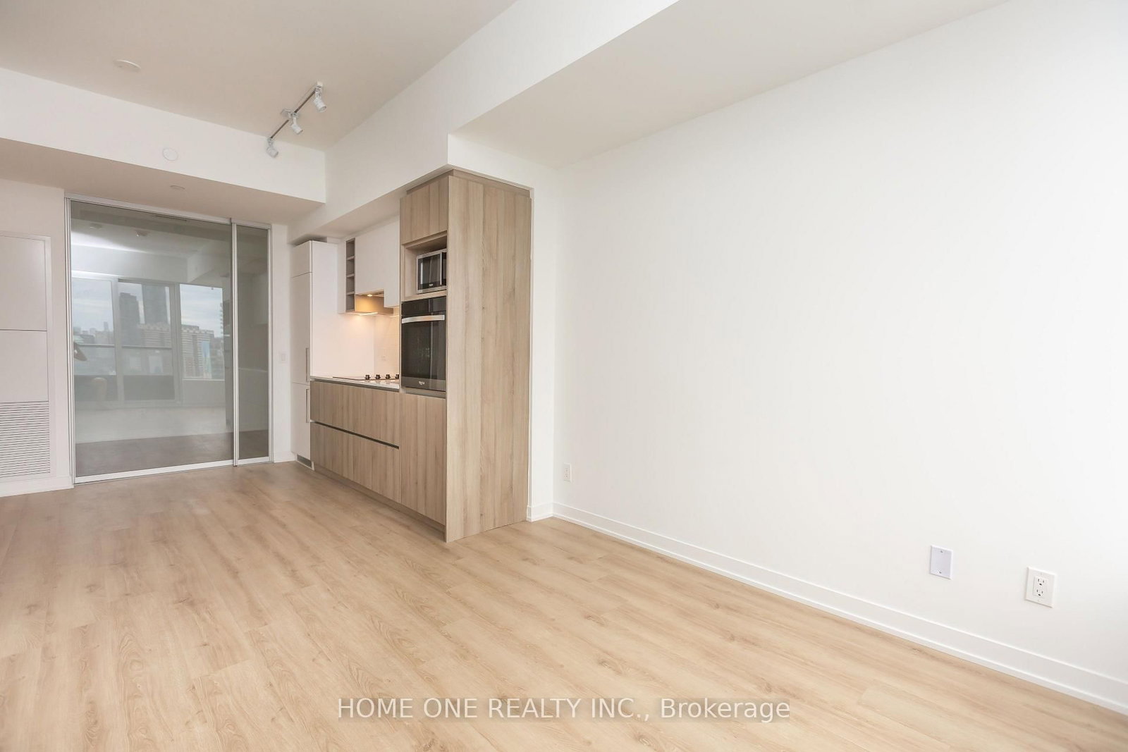 2607 - 319 Jarvis Street, Toronto 5