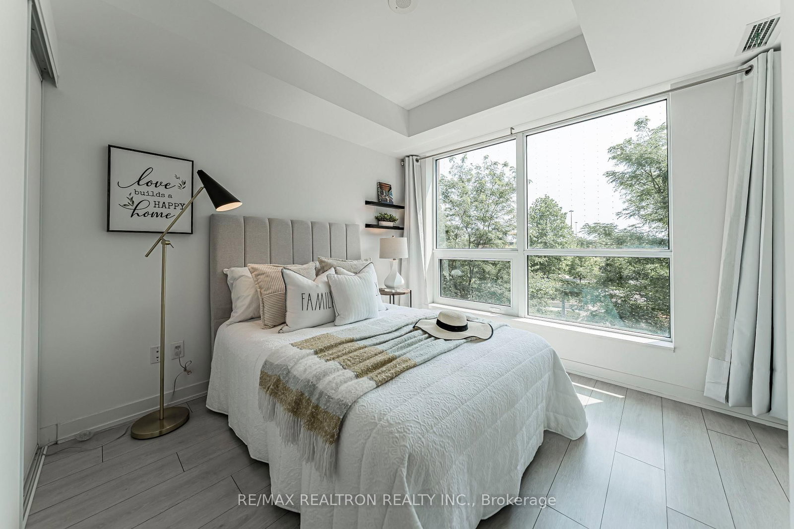 31 Tippett Road • #230 • Toronto, ON photo 16