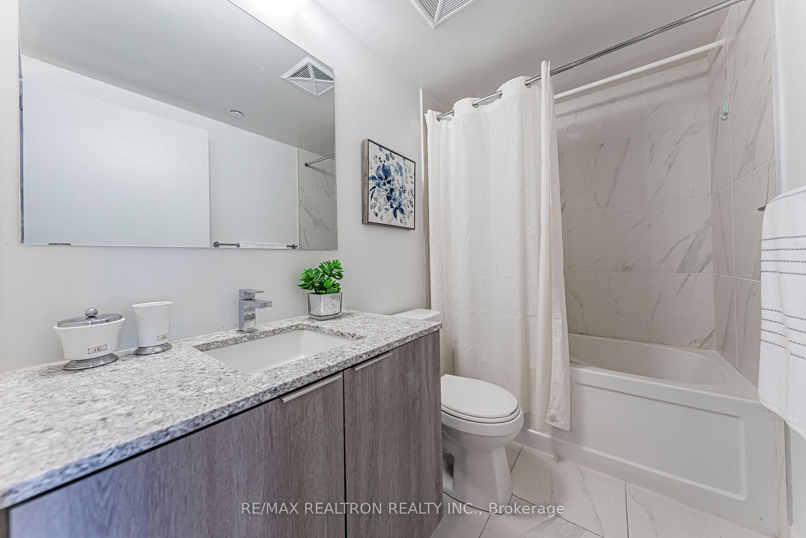 31 Tippett Road • #230 • Toronto, ON photo 19