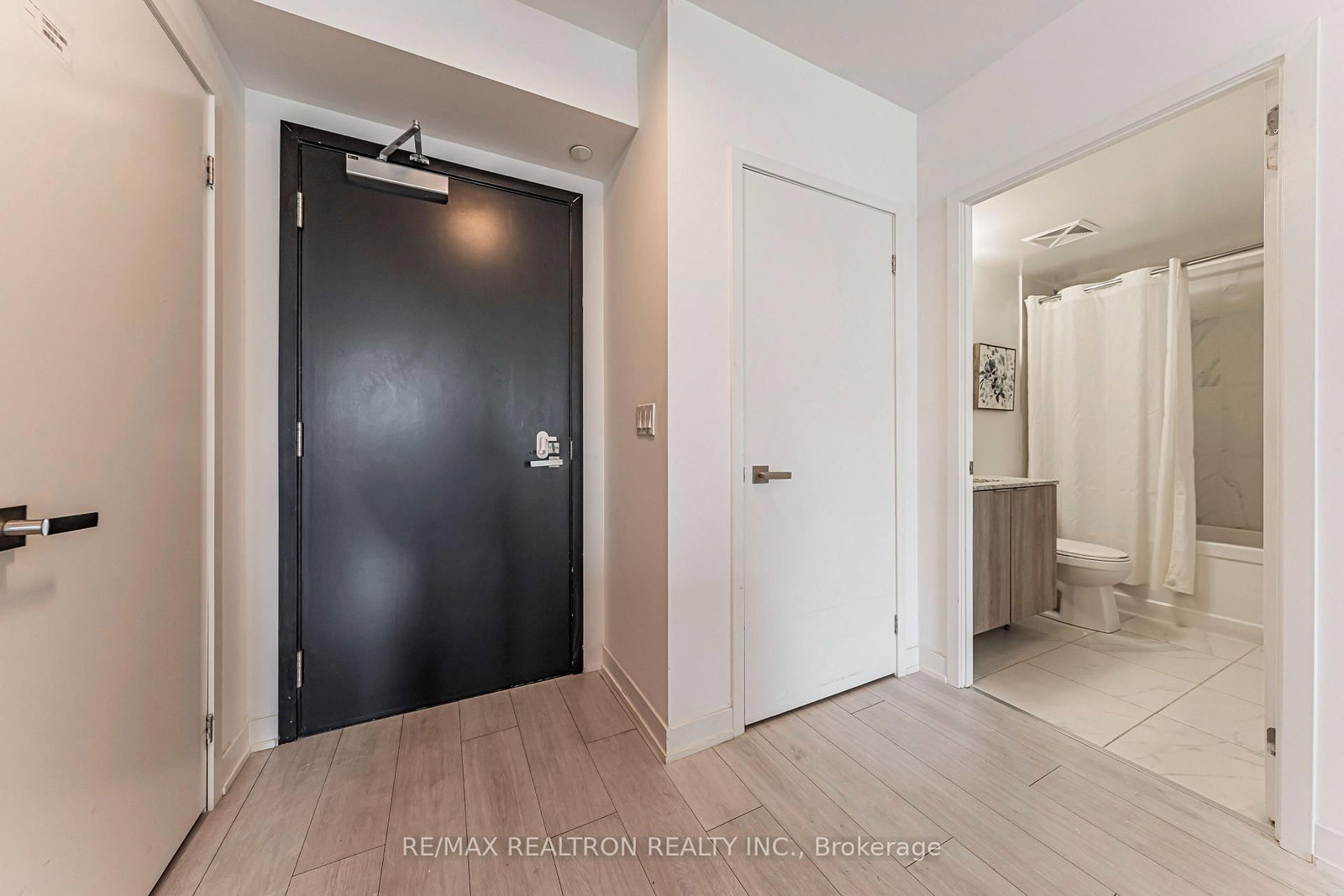 31 Tippett Road • #230 • Toronto, ON photo 21