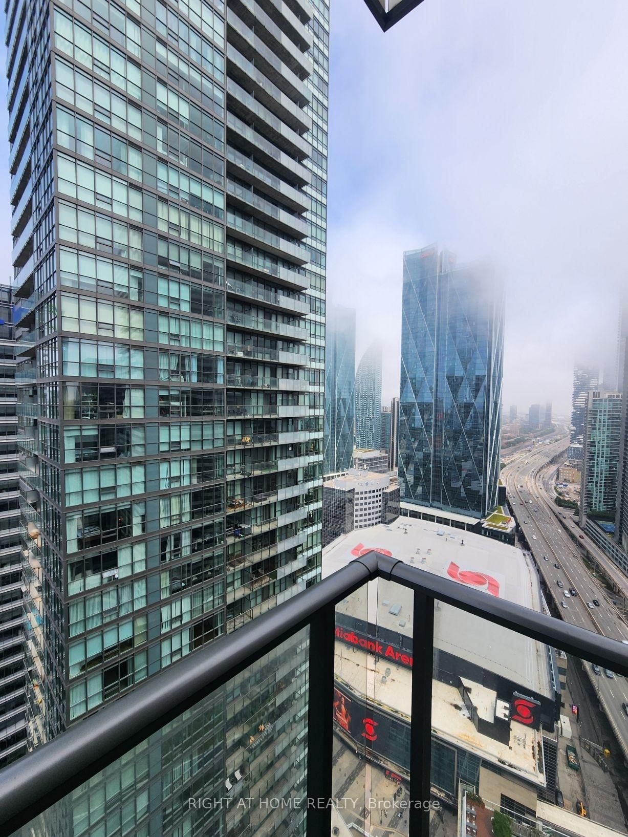 55 Bremner Boulevard • #3404 • Toronto, ON photo 27