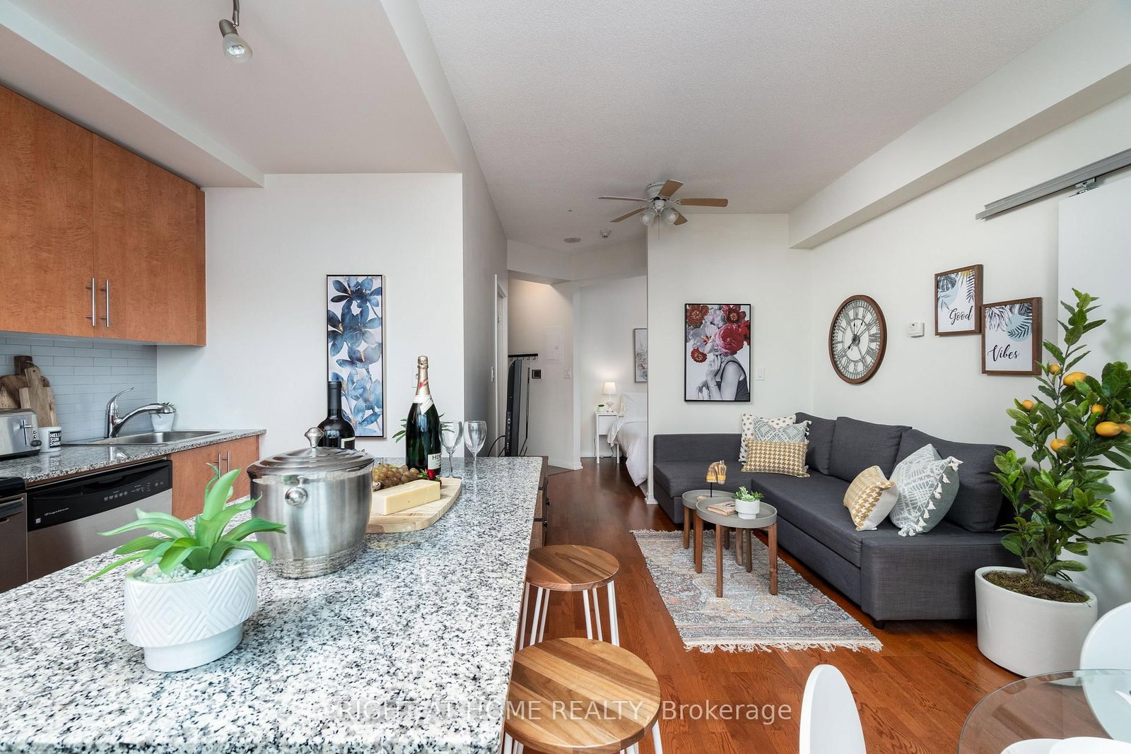55 Bremner Boulevard • #3404 • Toronto, ON photo 8