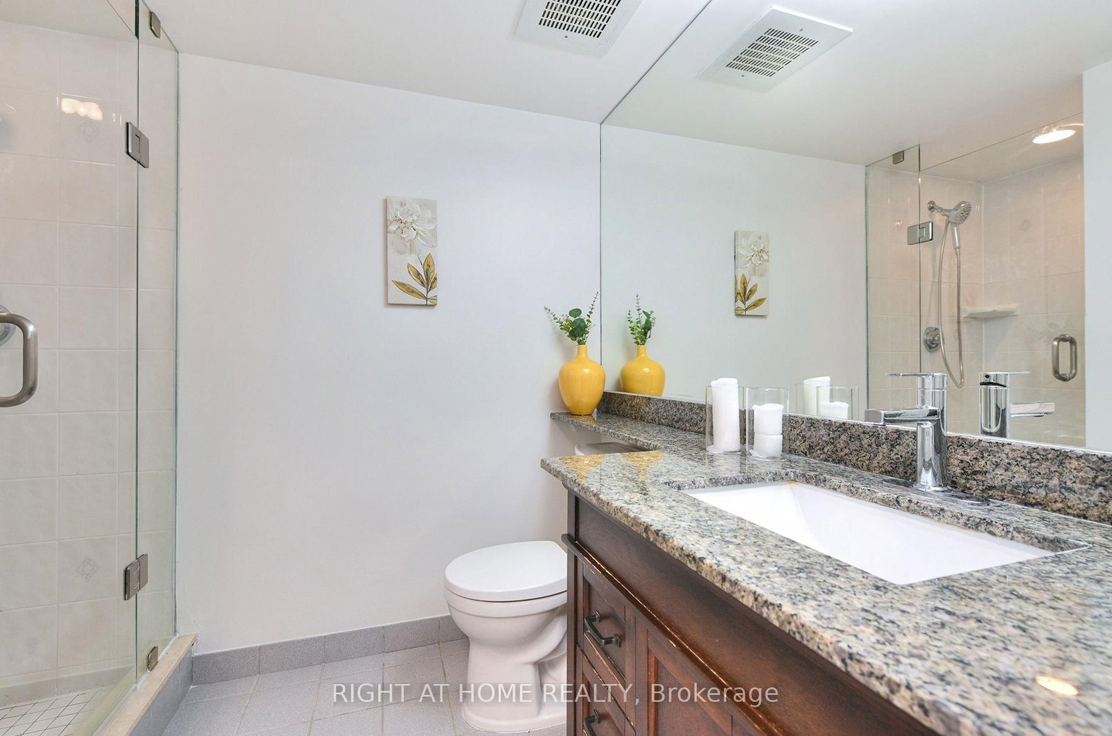 3181 Bayview Avenue • #215 • Toronto, ON photo 20