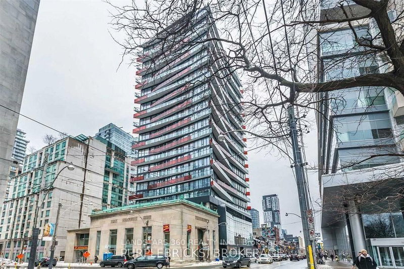 1708 - 215 Queen Street W