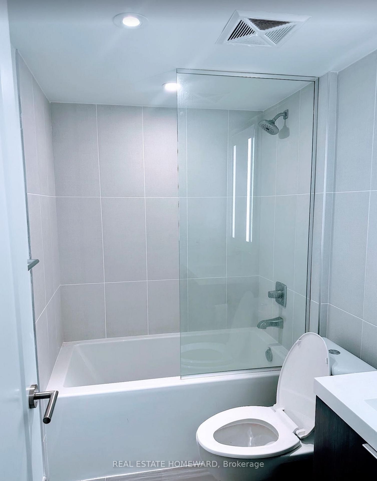 585 BLOOR Street E • #1118 • Toronto, ON photo 9