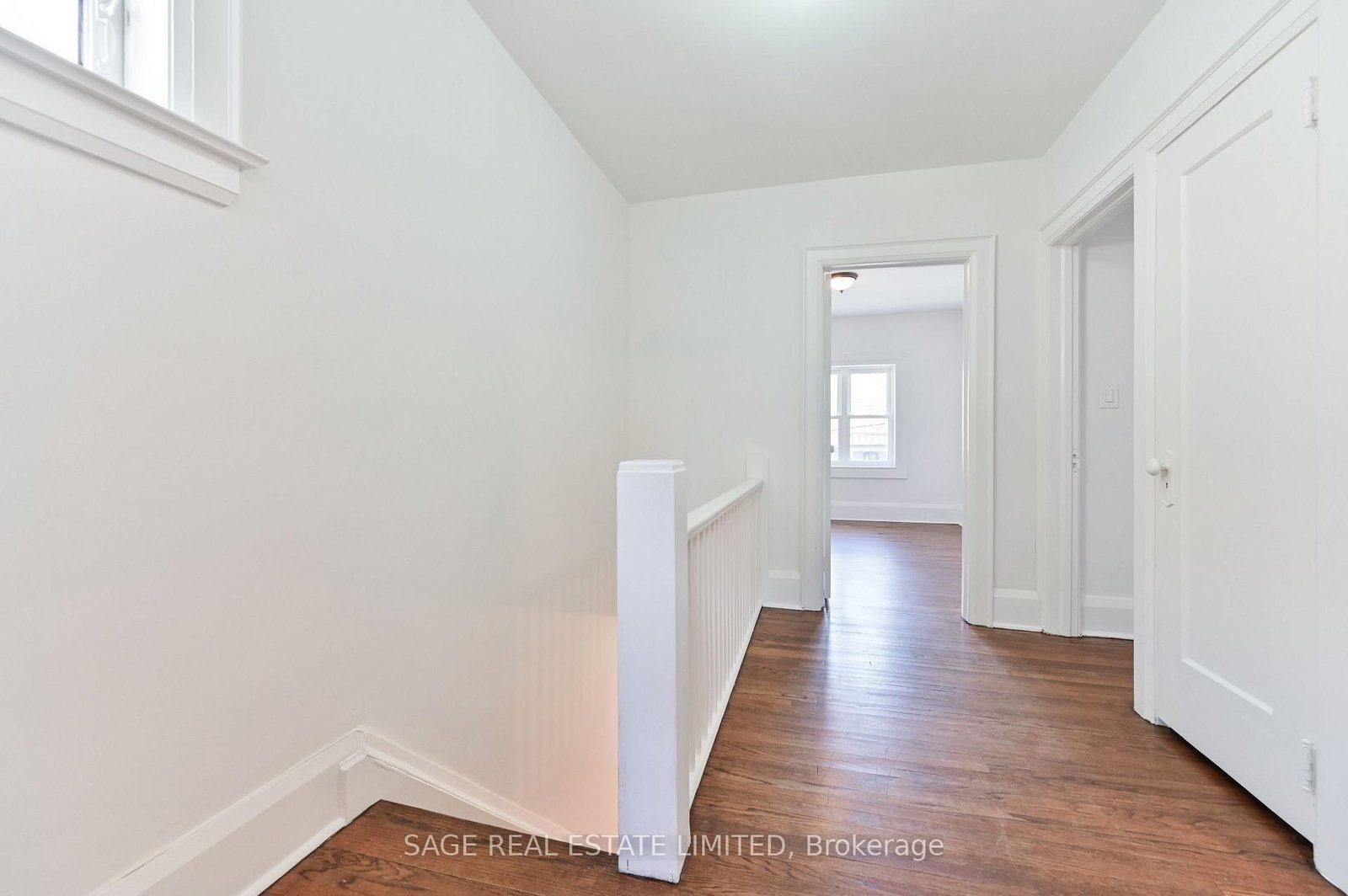 152 Manor Road E • Toronto, ON photo 13