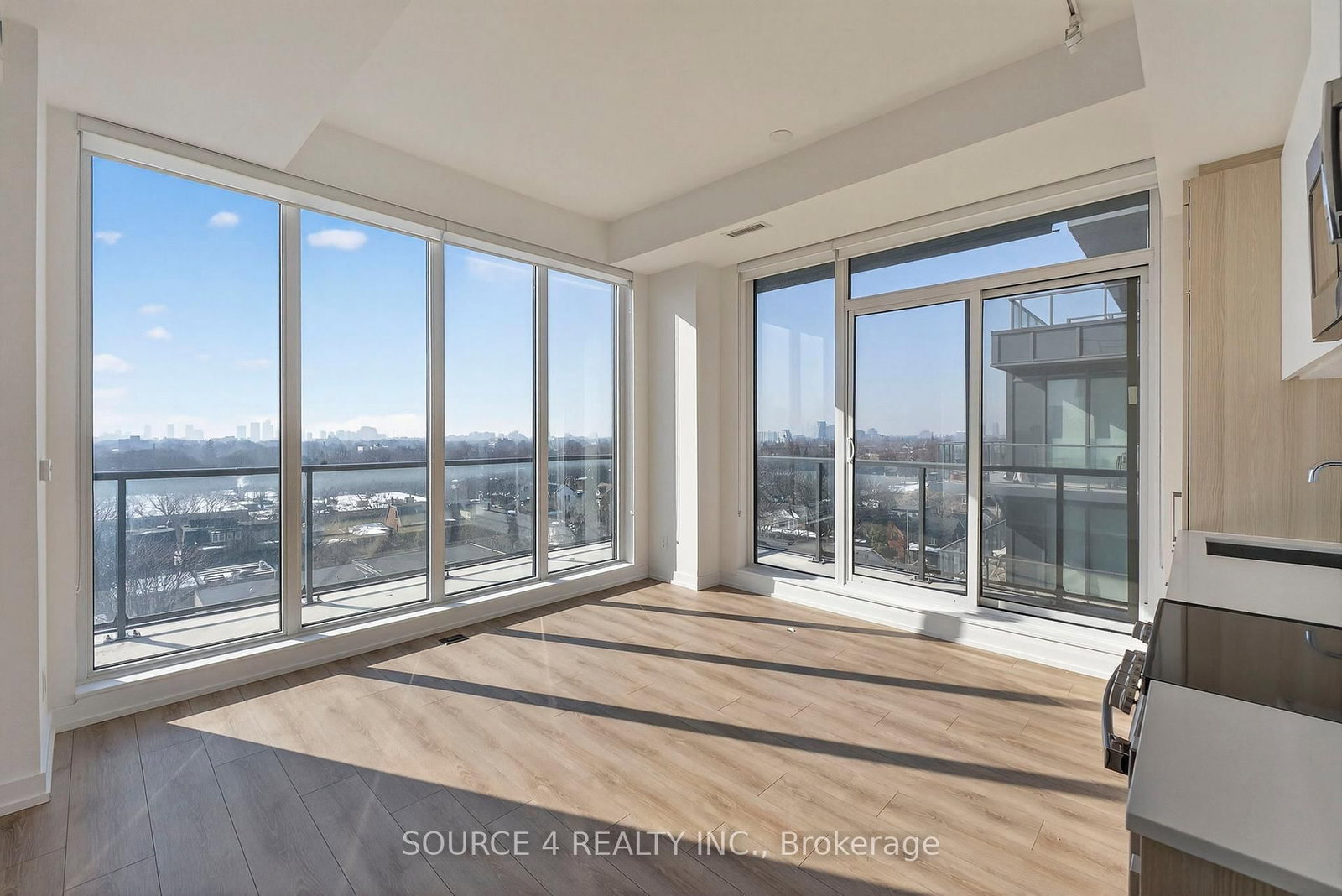 500 Dupont Street • #717 • Toronto, ON photo 6