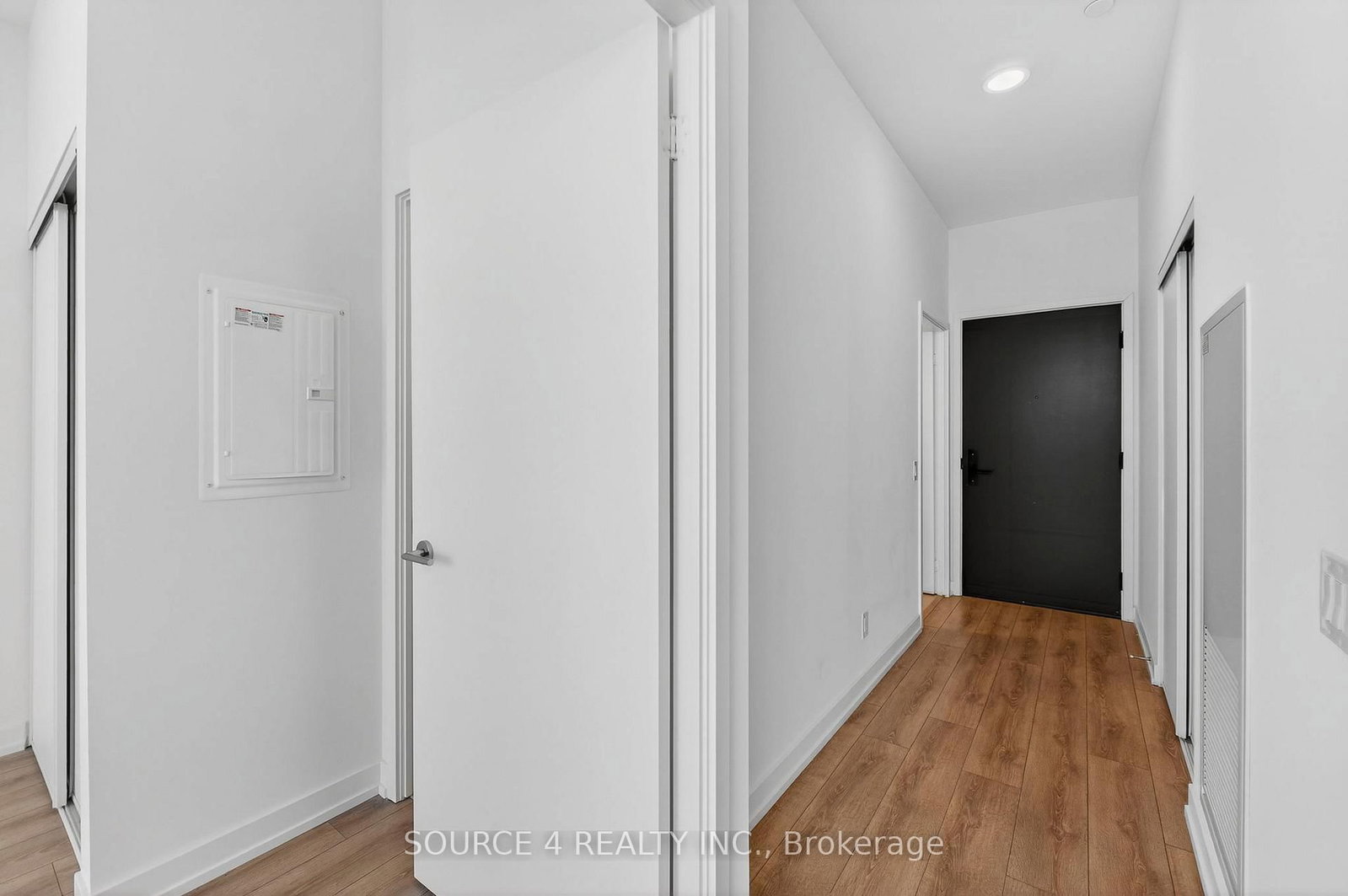500 Dupont Street • #805 • Toronto, ON photo 4