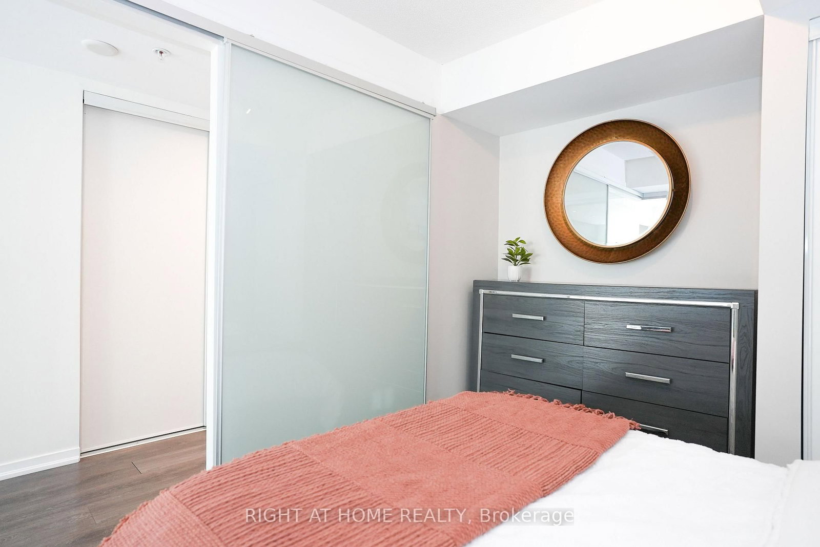 68 Abell Street • #938 • Toronto, ON photo 10