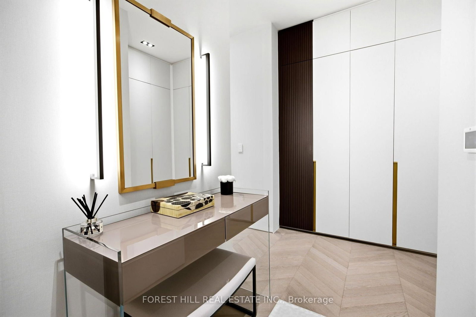 36 Hazelton Avenue • #4C • Toronto, ON photo 10