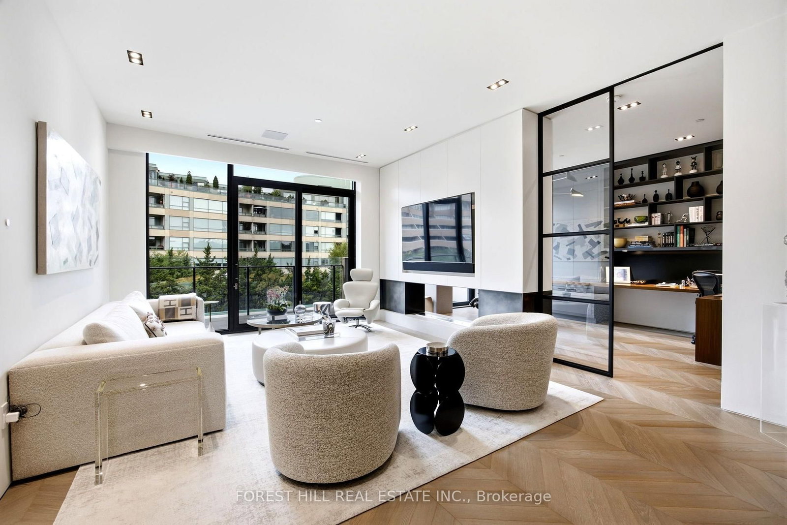 36 Hazelton Avenue • #4C • Toronto, ON photo 16