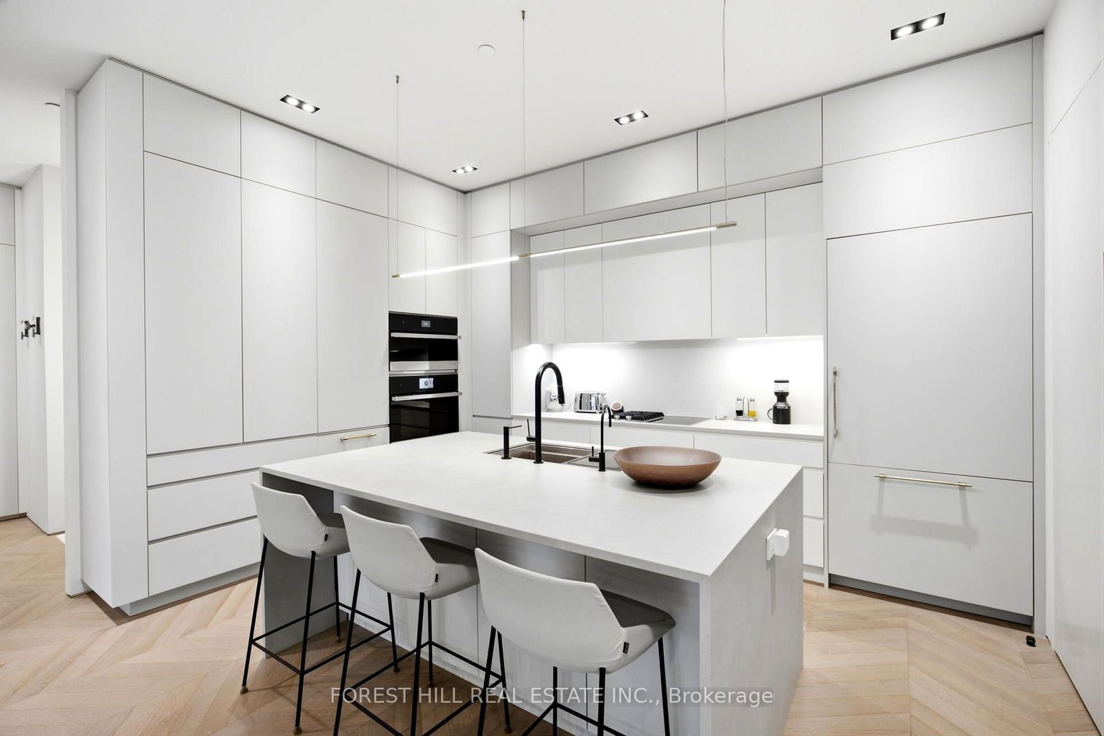 36 Hazelton Avenue • #4C • Toronto, ON photo 25