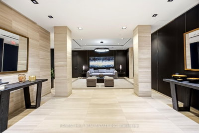 36 Hazelton Avenue • #4C • Toronto, ON photo 4