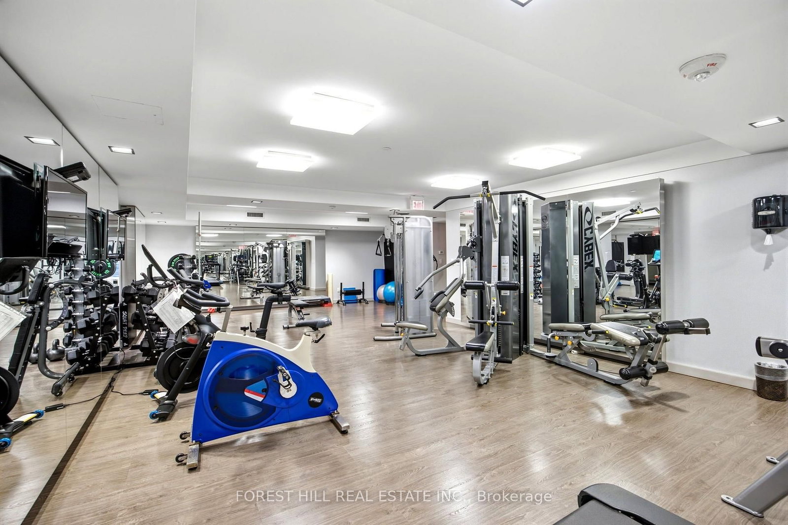 36 Hazelton Avenue • #4C • Toronto, ON photo 45