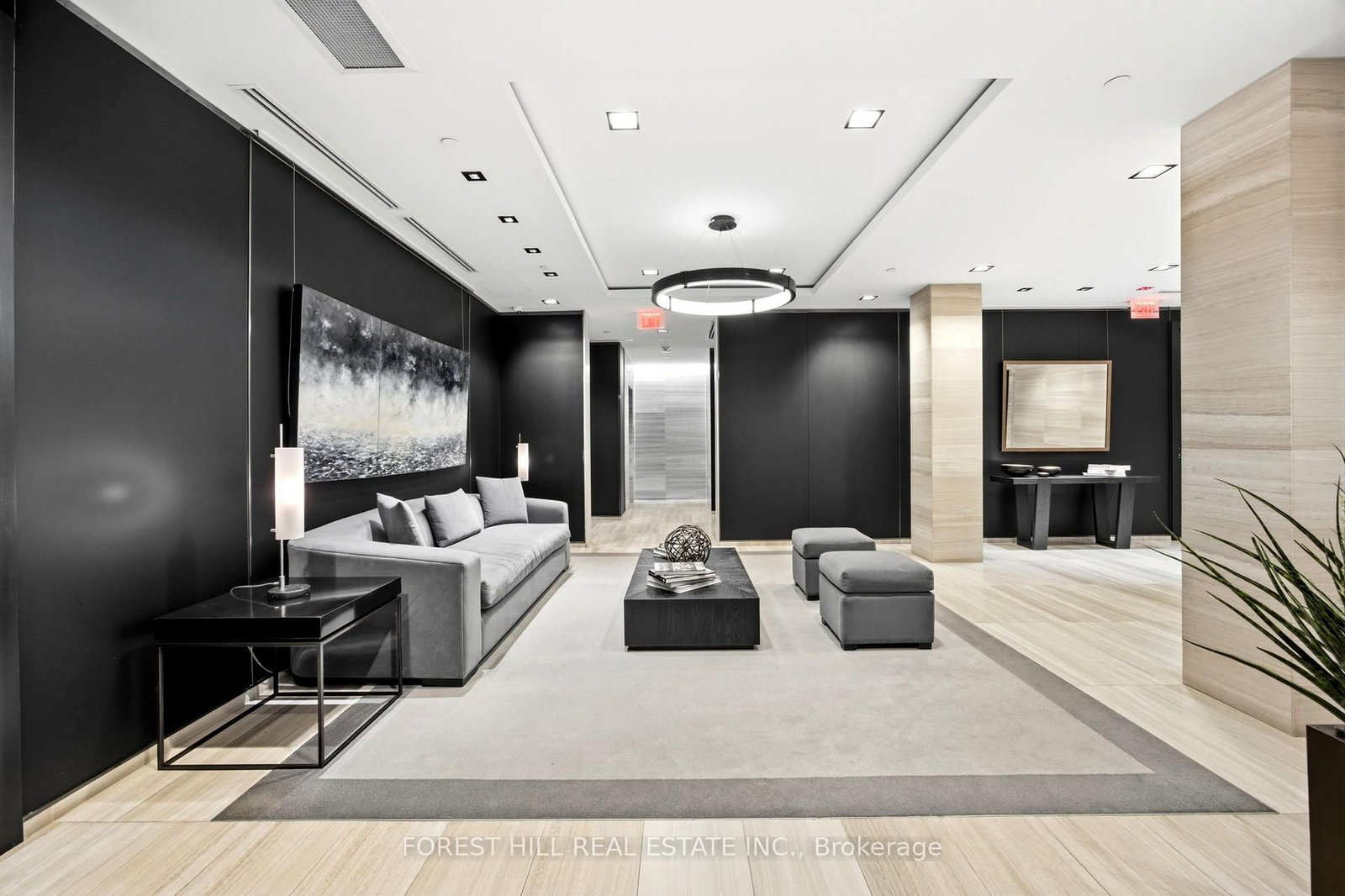 36 Hazelton Avenue • #4C • Toronto, ON photo 5