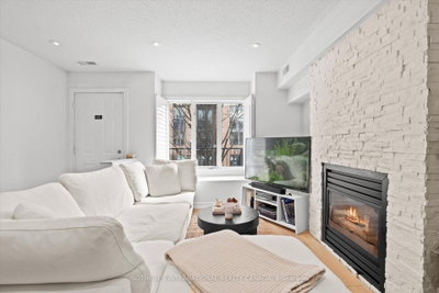 208 Niagara Street • #18 • Toronto, ON photo 5