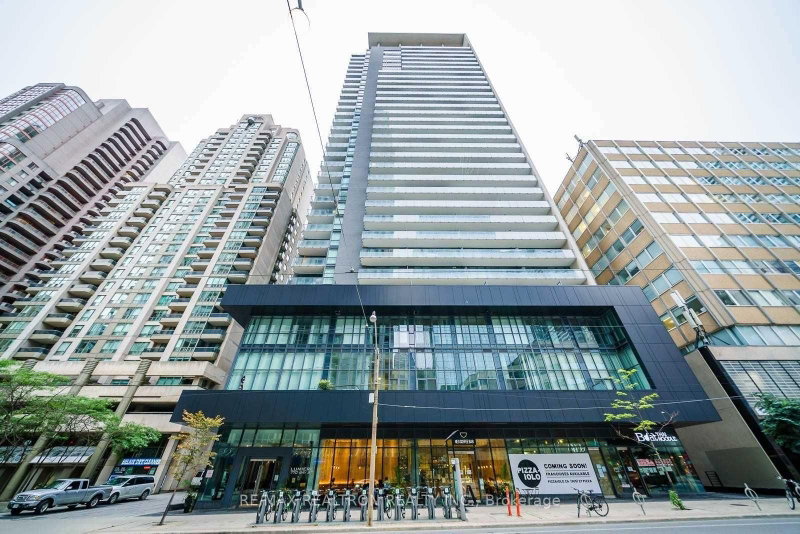 1402 - 770 Bay Street