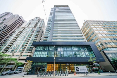 Condo leased at 1402-770 Bay Street, Toronto, Ontario, M5G 1N6 - Bay Street Corridor - MLS: C13735676