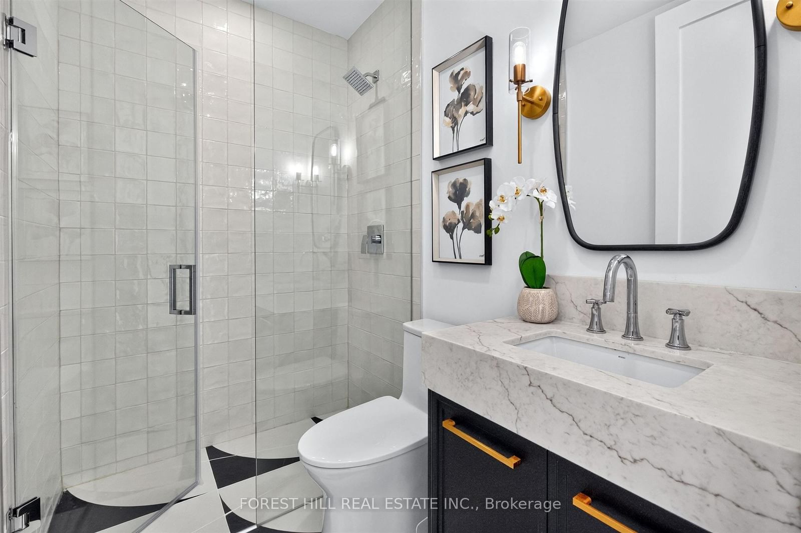 21 Foxley Street • Toronto, ON photo 18