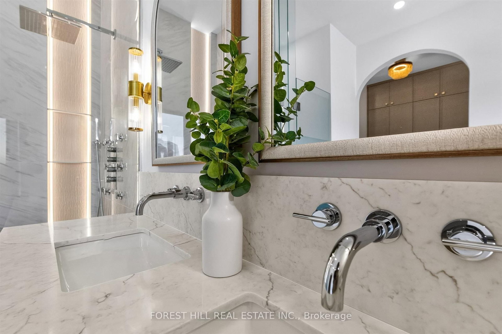 21 Foxley Street • Toronto, ON photo 31