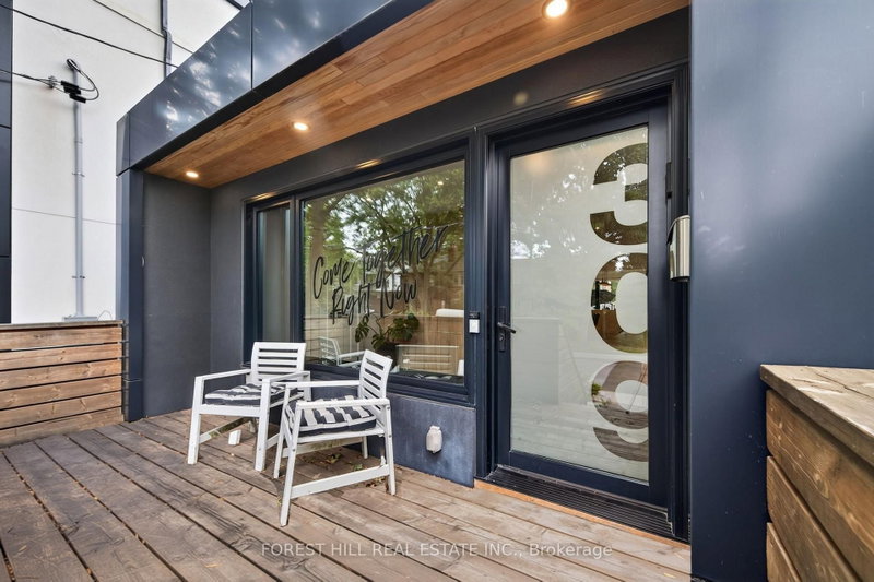 309 Wychwood Avenue