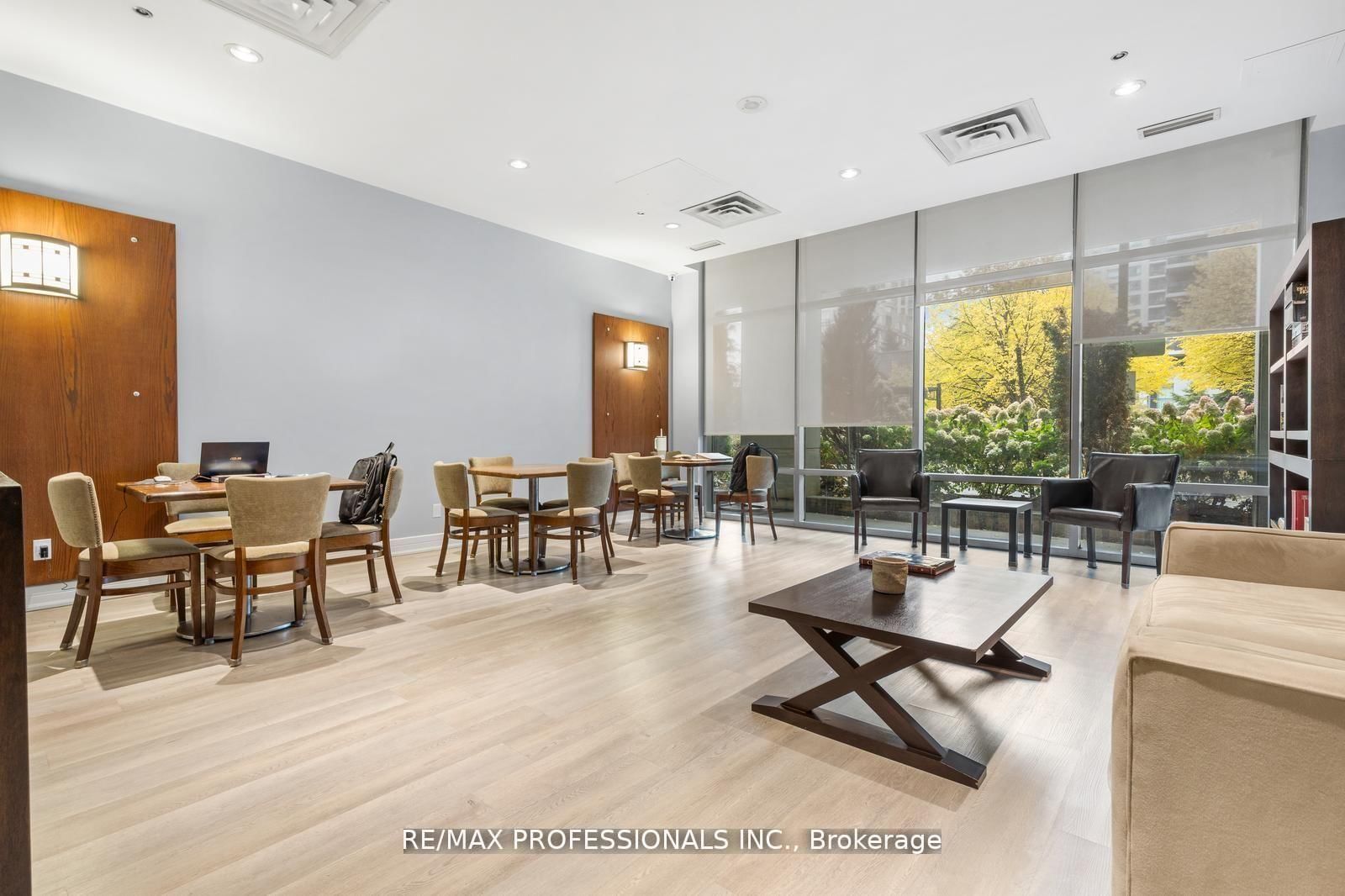 18 Harrison Garden Boulevard • #706 • Toronto, ON photo 23