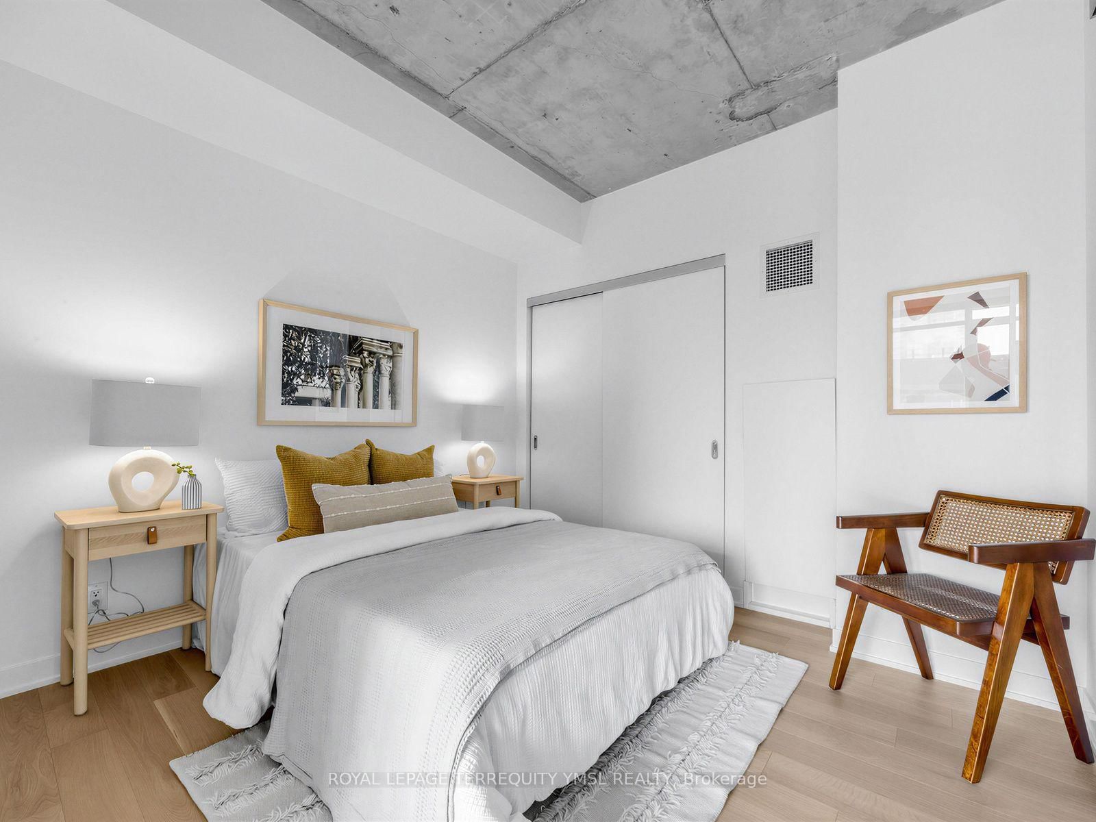 318 King Street E • #308 • Toronto, ON photo 18