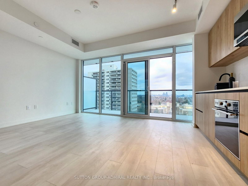 1111 - 127 Broadway Avenue