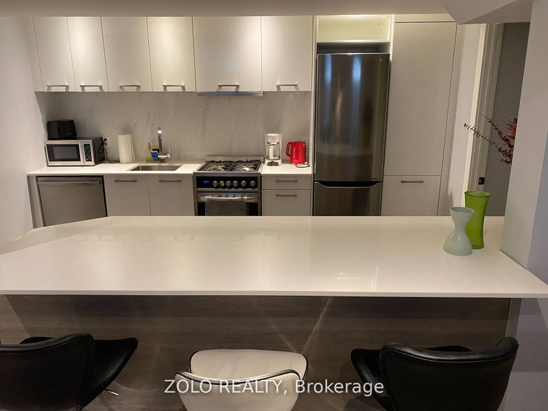 144 Northcliffe Boulevard