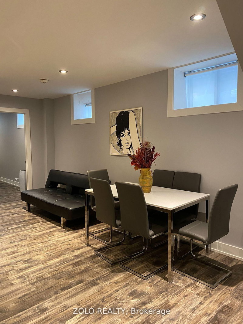 144 Northcliffe Blvd photo 5