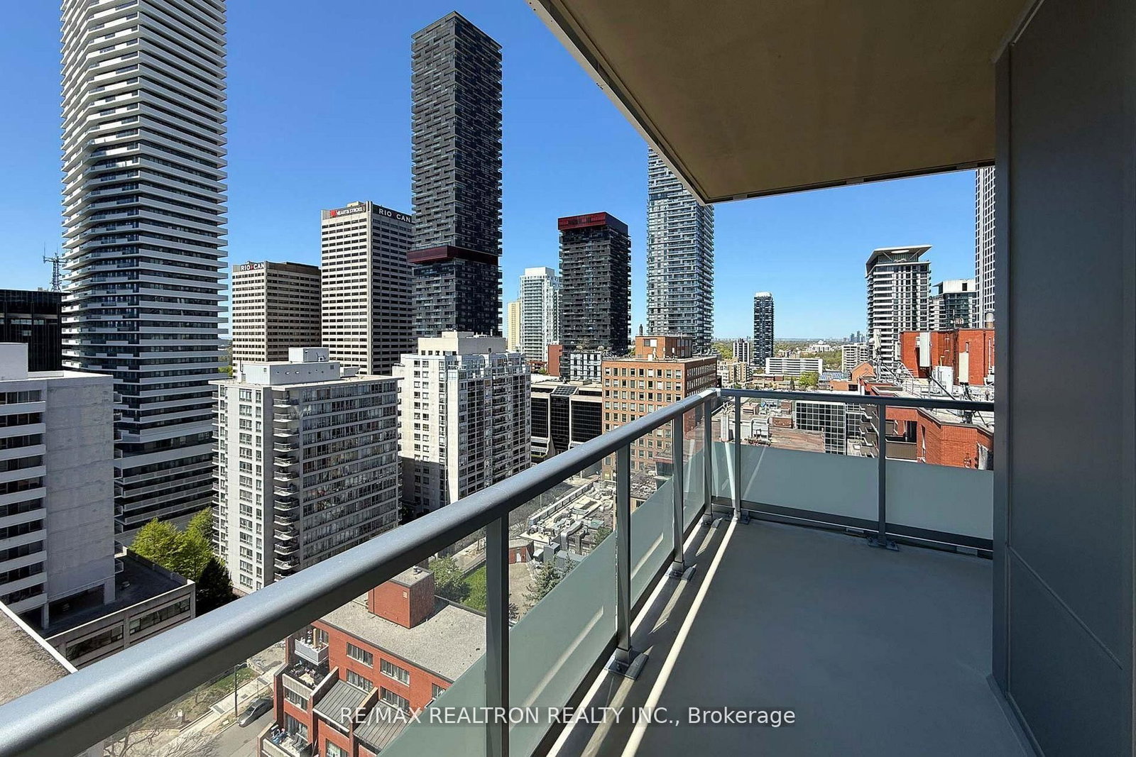 50 Dunfield Avenue • #1917 • Toronto, ON photo 31
