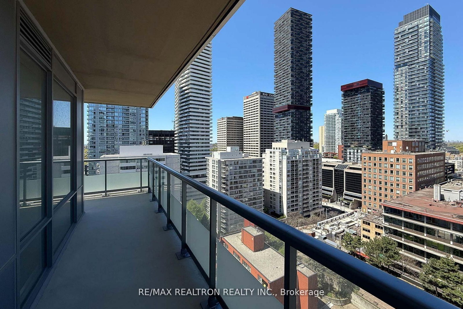 50 Dunfield Avenue • #1917 • Toronto, ON photo 35