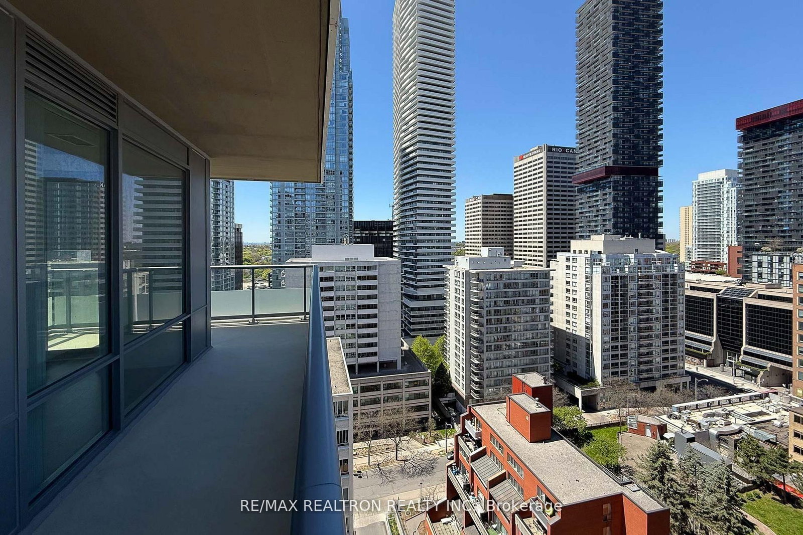 50 Dunfield Avenue • #1917 • Toronto, ON photo 36