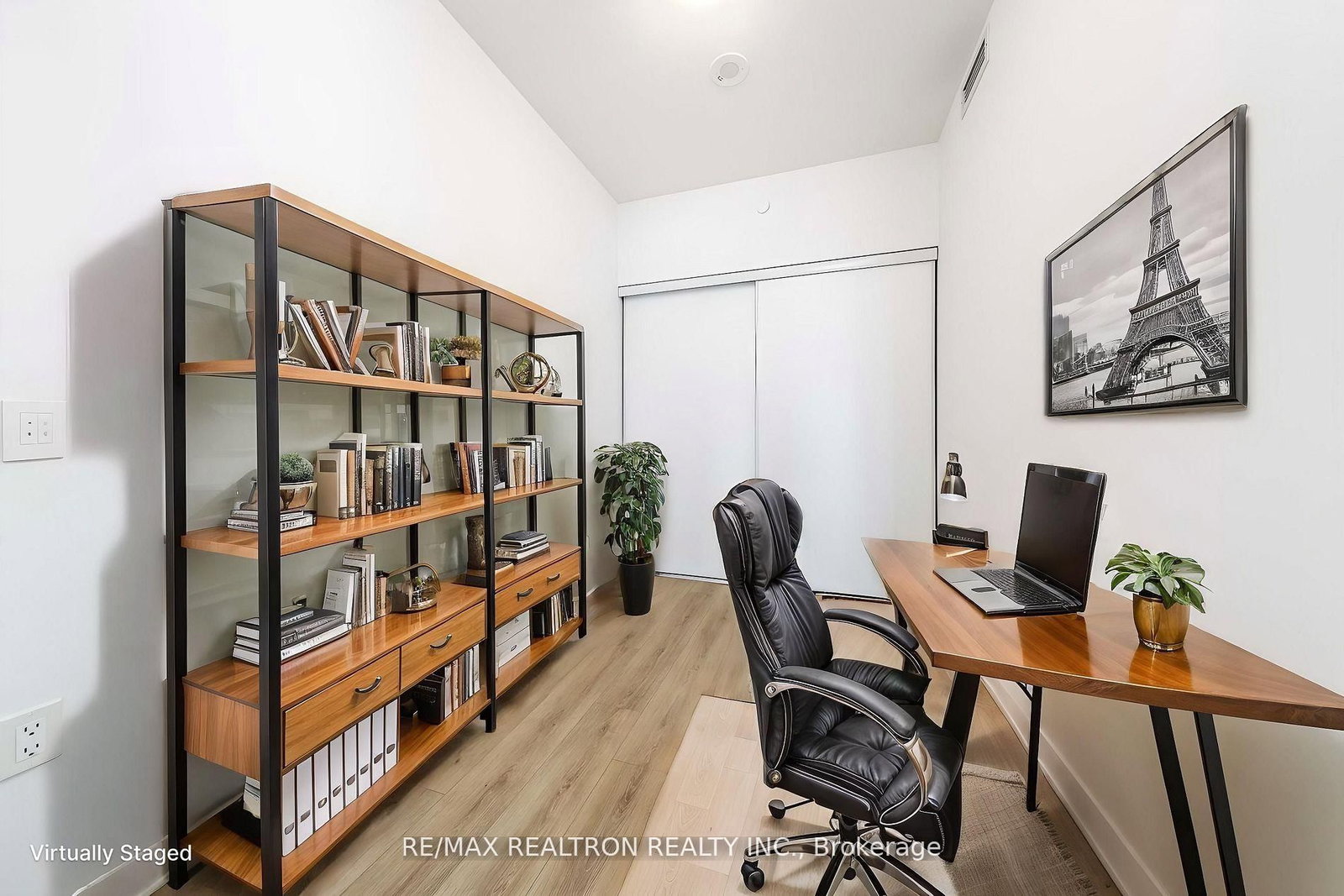 50 Dunfield Avenue • #1917 • Toronto, ON photo 5