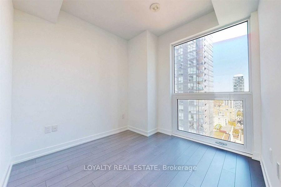 39 Roehampton Avenue • #1409 • Toronto, ON photo 32