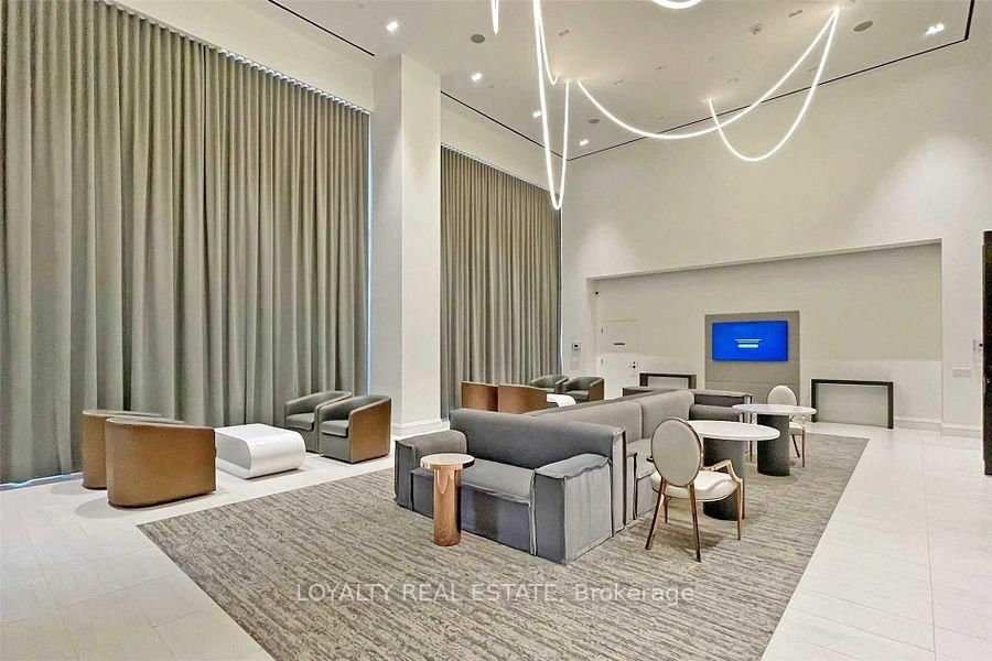 39 Roehampton Avenue • #1409 • Toronto, ON photo 9